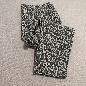 Leopard Ann Taylor LOFT Modern Skinny Jeans!
